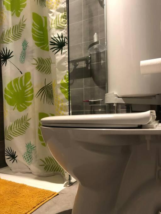 Superbe Appartement Meuble Refait A Neuf Tricastin Pierrelatte Luaran gambar